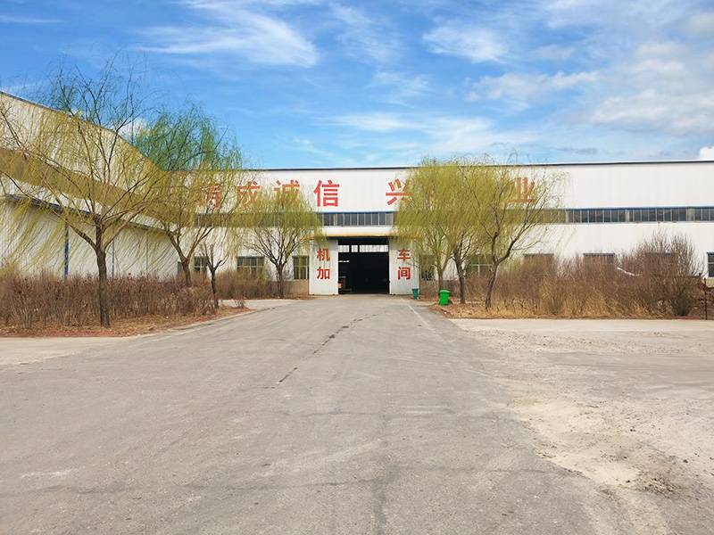 公司機加工車間(jiān) 公司機加工車間